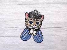 Load image into Gallery viewer, Cat Wearing A Crown Applique Patch