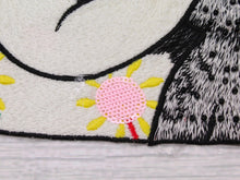 Load image into Gallery viewer, Mum  Cat  With Kitten  Applique Patch