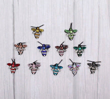 Load image into Gallery viewer, Handmade 3d Crystal Sequin Embellished Bee Patch Applique