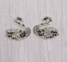 Load image into Gallery viewer, Swan  Applique Patch