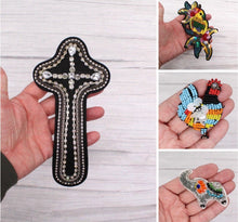 Load image into Gallery viewer, Parrot patch, Rooster Patch, Elephant Patch, Cross Patch, Animal Applique Patch
