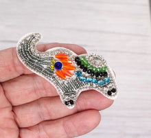 Load image into Gallery viewer, Parrot patch, Rooster Patch, Elephant Patch, Cross Patch, Animal Applique Patch