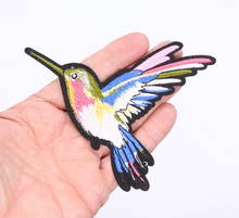 Load image into Gallery viewer, Pair Humming Bird Applique Patch