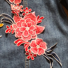 Load image into Gallery viewer, Beautiful Large Flower Appliqué Patch