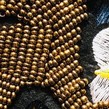 Load image into Gallery viewer, 2 Flower And Griffin Appliqué Patches