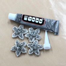 Load image into Gallery viewer, 4 Crystal Beaded Star Applique Patches