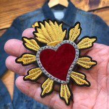 Load image into Gallery viewer, 2 Delicate Sew On Velvet Love Heart Embroidered Applique Patch