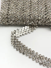 Load image into Gallery viewer, Diamond Rhinestone Hand Sew Chain Trimming
