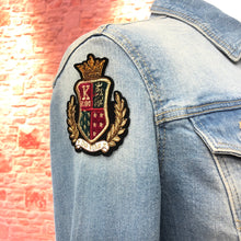 Load image into Gallery viewer, 2 Handmade 3D Gold Crown King Patch Applique