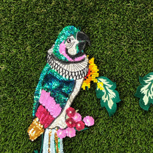 Load image into Gallery viewer, Parrot Birds Sequin Beaded Applique Patch