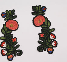Load image into Gallery viewer, 2 Embroidered Red Rose Flower Appliqué Patches