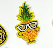 Load image into Gallery viewer, 6 Piece Set Sequin and Embroidered Pineapple Applique Patches