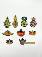 Load image into Gallery viewer, Military Army Style  Badges  and Crown Applique Patches