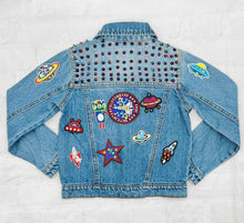 Load image into Gallery viewer, 10 Pieces Children's space, Rocket, Alien and Planets Applique Patches