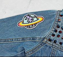 Load image into Gallery viewer, 10 Pieces Children's space, Rocket, Alien and Planets Applique Patches