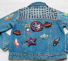 Load image into Gallery viewer, 10 Pieces Children's space, Rocket, Alien and Planets Applique Patches