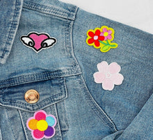 Load image into Gallery viewer, 7 Pieces Children's Rainbows and Hearts Applique Patches