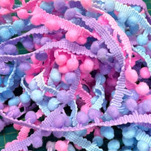Load image into Gallery viewer, Medium Pom Pom Fringe Trimming