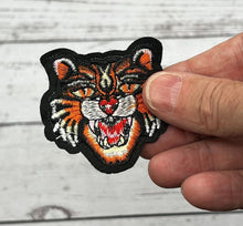 Load image into Gallery viewer, Children Tiger Embordered Applique Patch 2 Pieces
