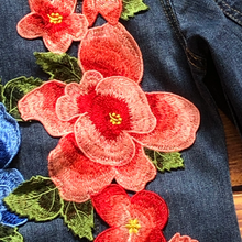 Load image into Gallery viewer, Beautiful Large Flower  Appliqué Patch
