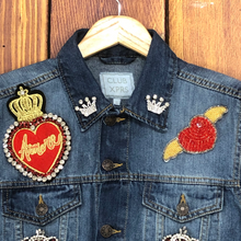 Load image into Gallery viewer, Large &amp; Small Crowns  With Beads and Rhinestones Appliqué Patches
