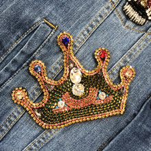 Load image into Gallery viewer, Large &amp; Small Crowns  With Beads and Rhinestones Appliqué Patches
