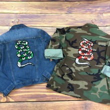 Load image into Gallery viewer, Sequin Snake Applique  Patch
