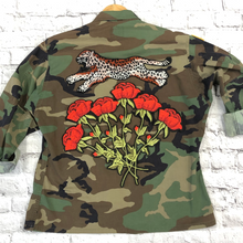 Load image into Gallery viewer, Large Leopard Or Wolf Embroidery Applique Patch
