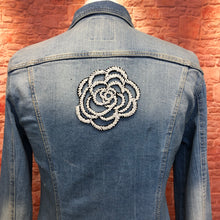 Load image into Gallery viewer, Beautiful Large Sequin White Rose Flower Patch appliqué
