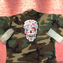 Load image into Gallery viewer, Skull  Sequin Applique Patch
