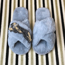 Load image into Gallery viewer, Women&#39;s  Fluffy Slippers With Sparkly Embellished Panther

