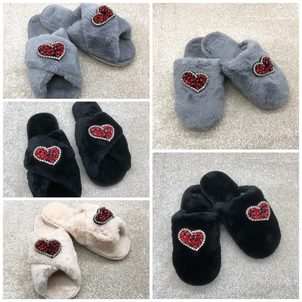 Women's  Fluffy Slippers With Sparkly Embellished Crystal Hearts