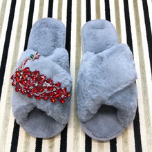 Load image into Gallery viewer, Women&#39;s  Fluffy Slippers With Sparkly Embellished Red Peacock
