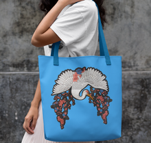 Load image into Gallery viewer, Flower And Swan Patch appliqué
