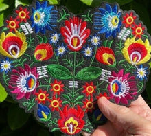 Load image into Gallery viewer, Flower Rose Heart  Applique Patch
